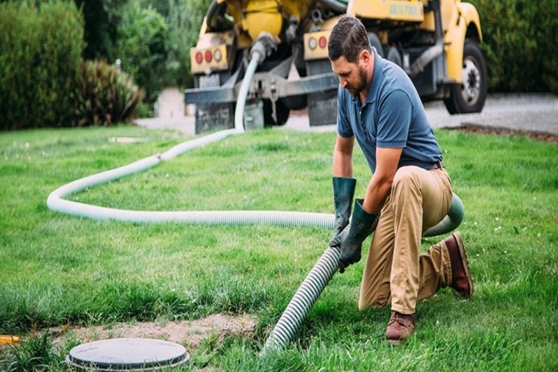 Septic Tank Cleaning Services For Hospital, Colleges